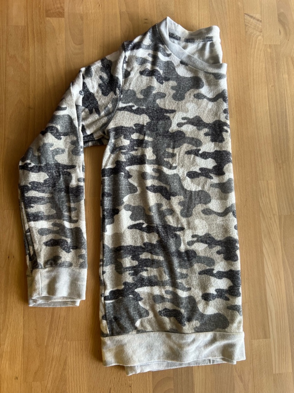 ZYIA Gray & Black Camo Boyfriend Sweater